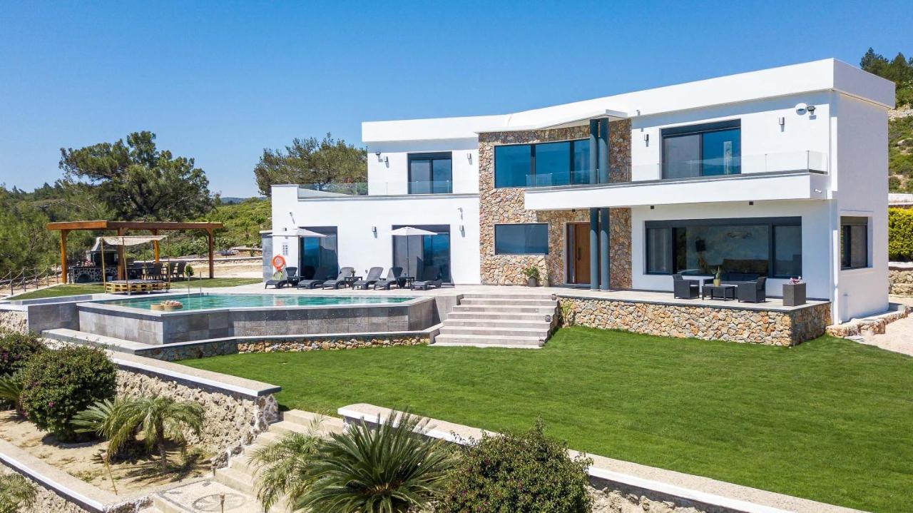 Villa Indira 1