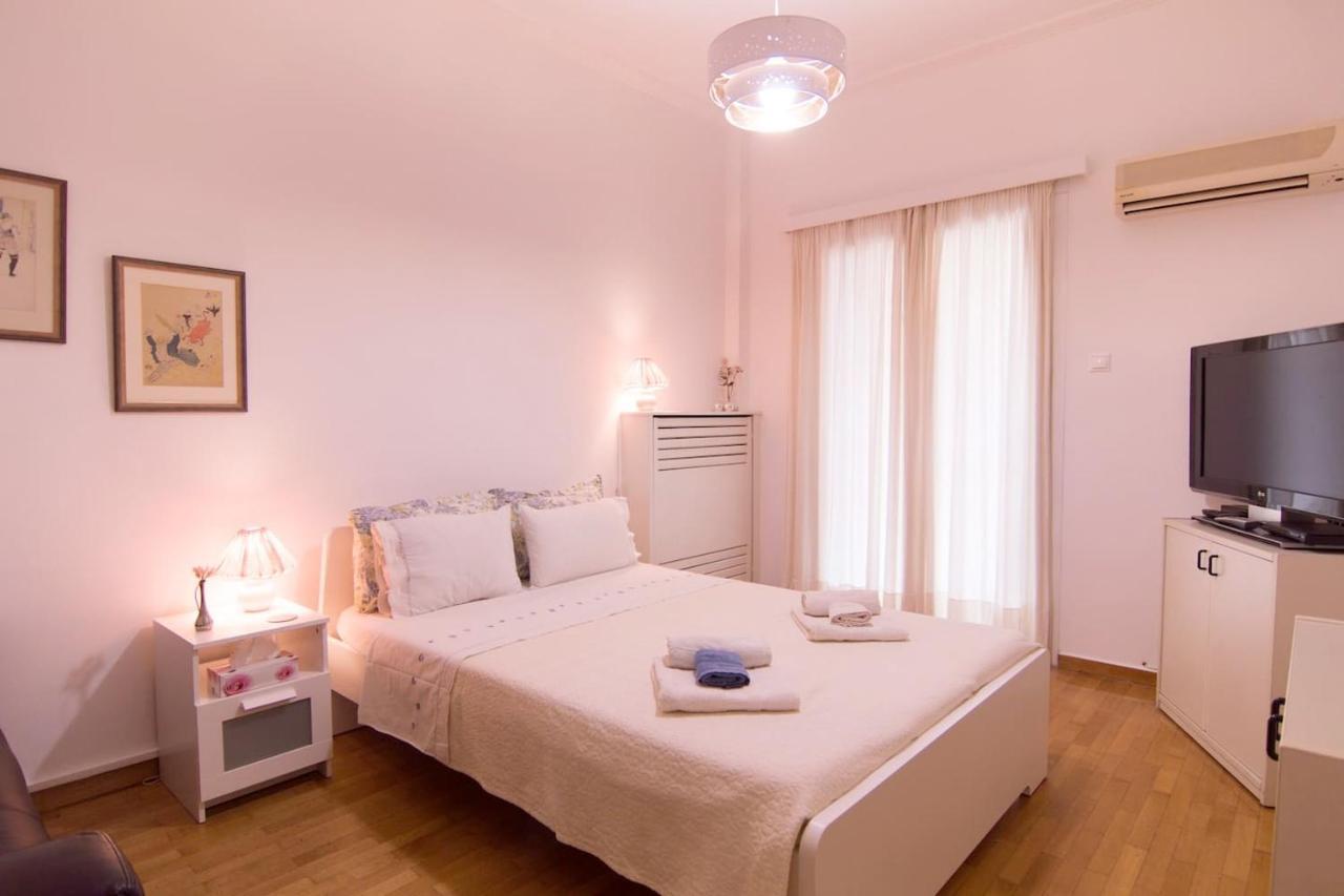 Areos Apartment