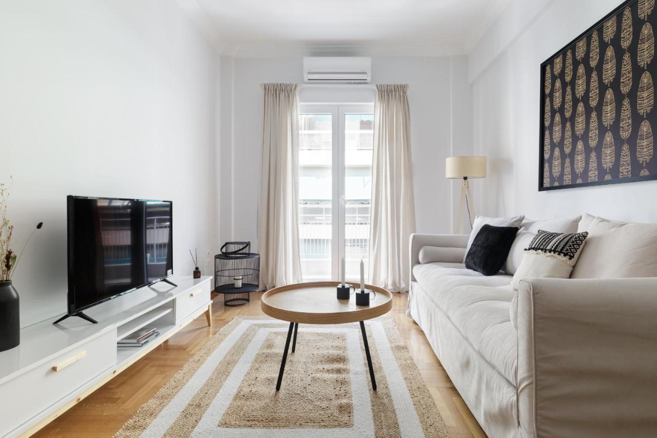 Urban 2bd Apartment in Koukaki by Upstreet