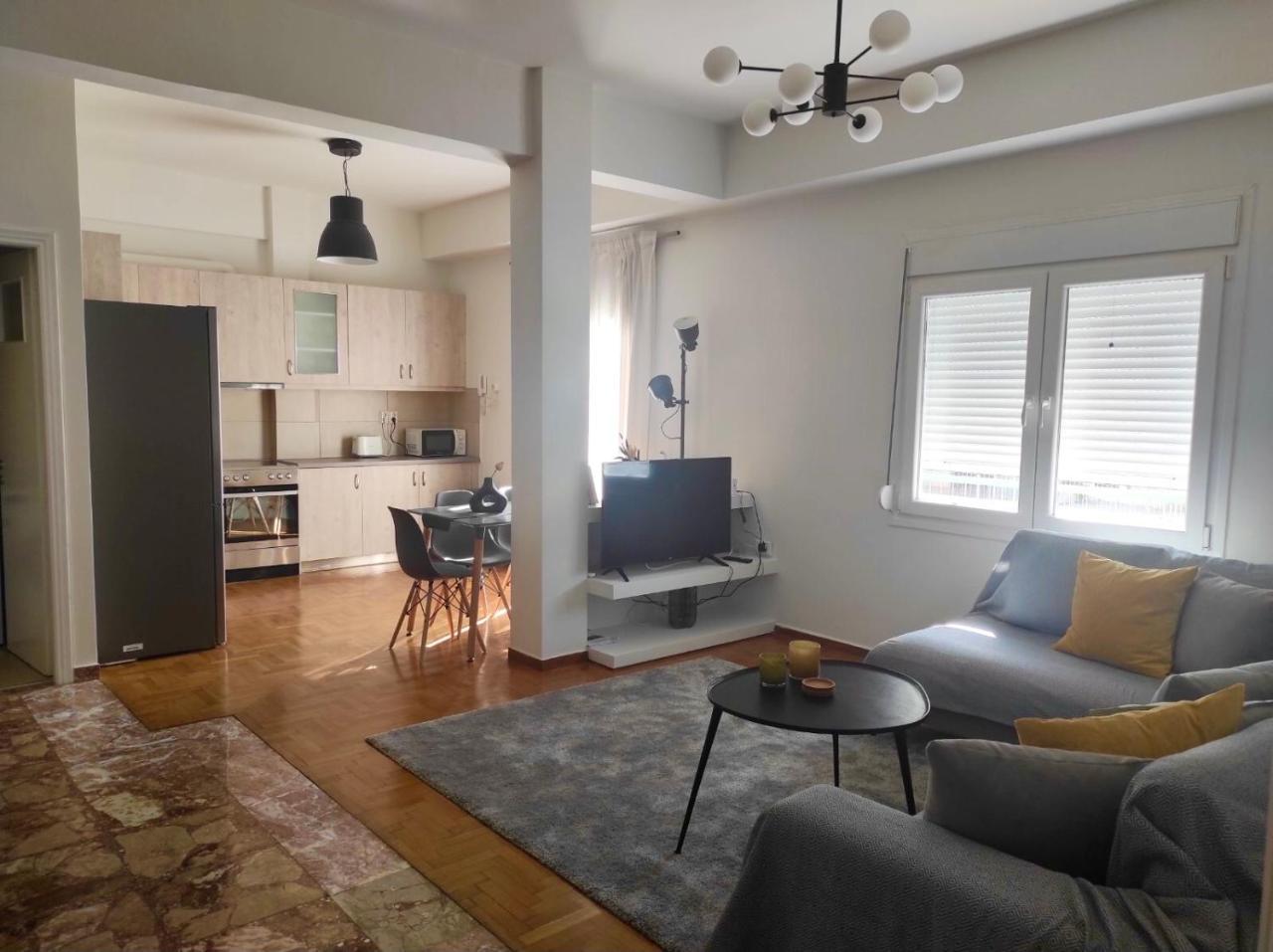Sleek & Sunny Athenian Penthouse 5min From Metro