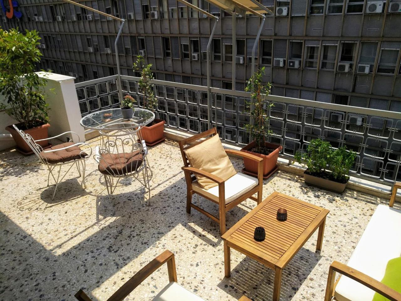Athena's Home, Sunny Balkony 100m From Metro!