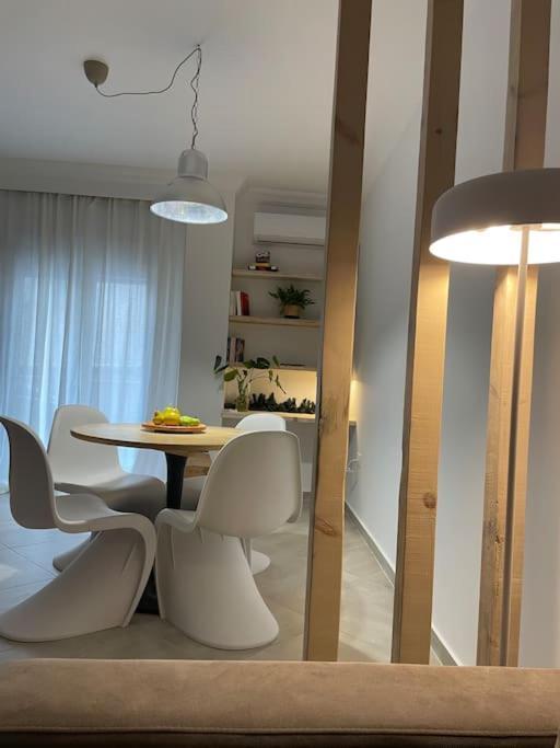 Anastasios' Artwork Apartment 1