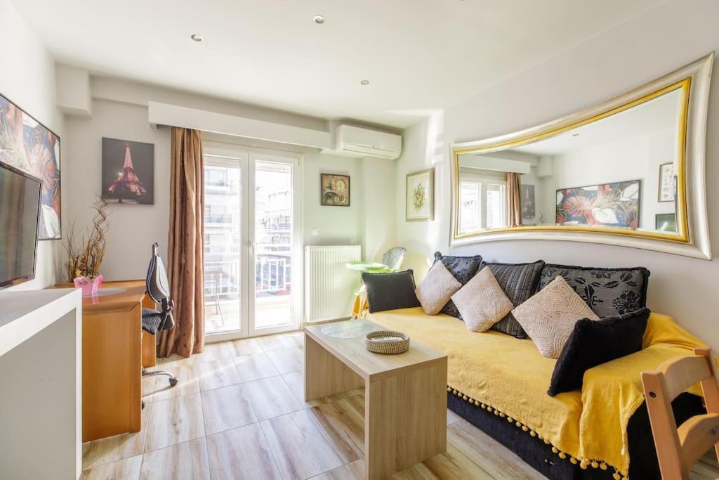Denis Apartment 2