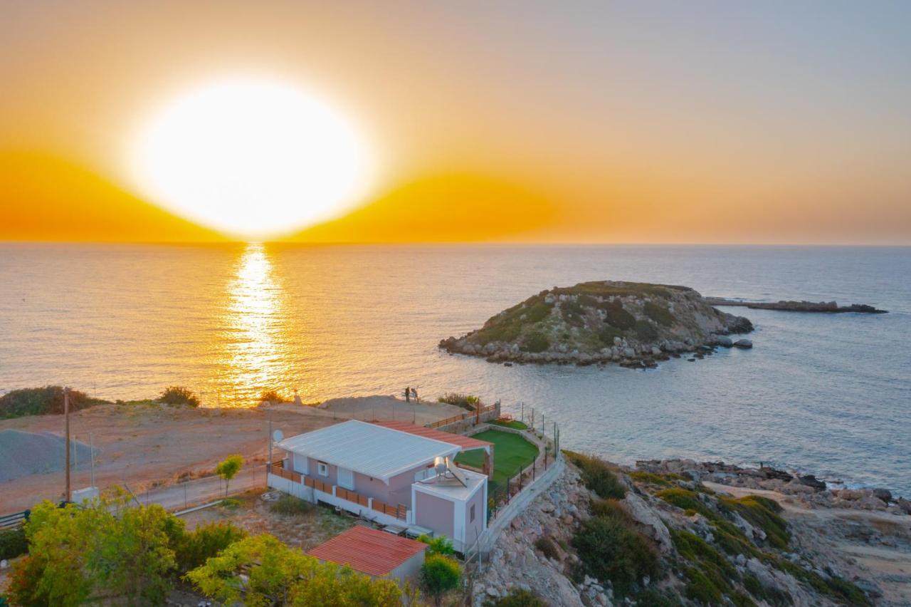 Golden Sunrise Stegna