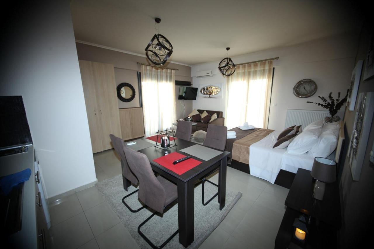 Kosmos Service Apartment City Center 1 with Additional Cost Parking