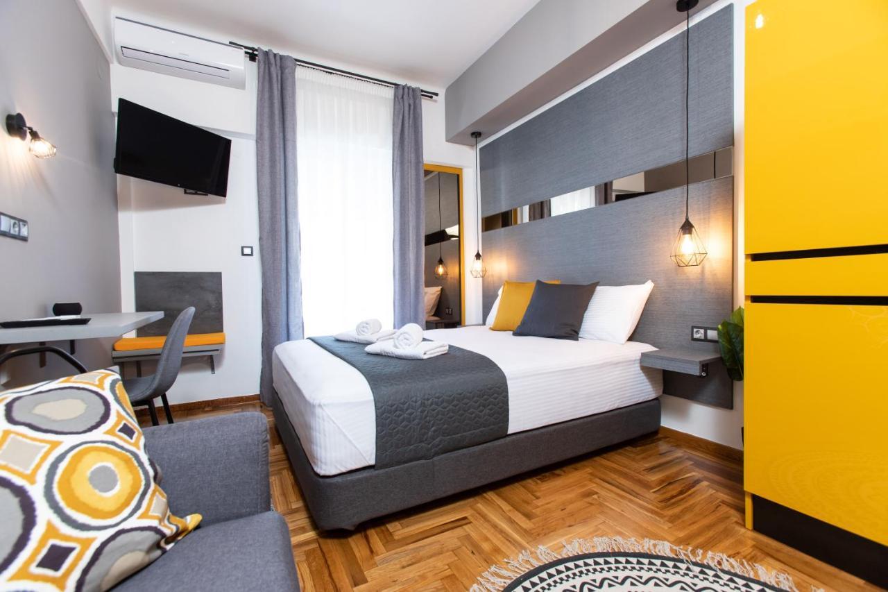 Downtown Luxury Boutique Suites : the Yellow Suite (Adults Only) 2