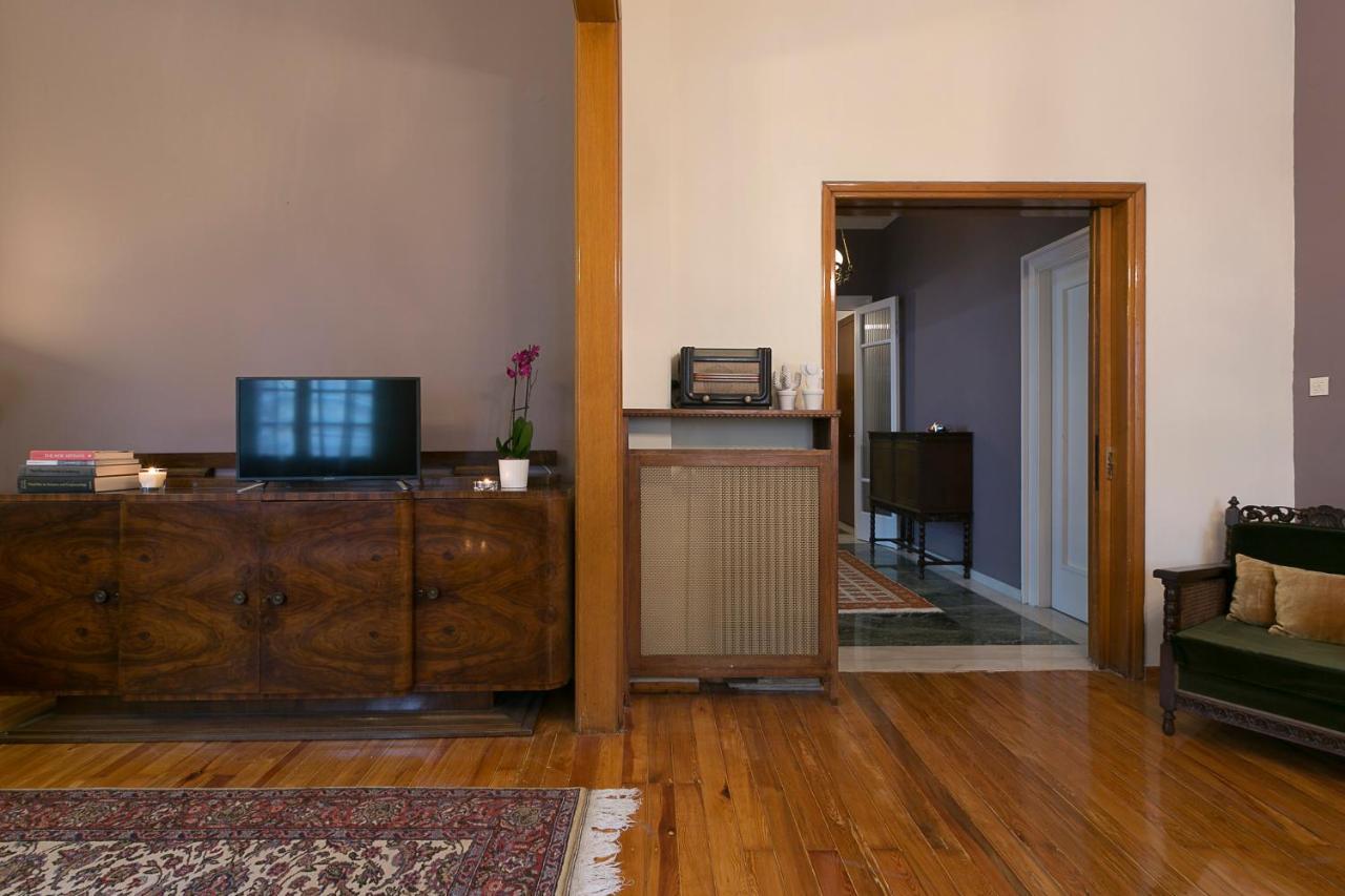 #Flh - Authentic Retro Flat in City Center 1