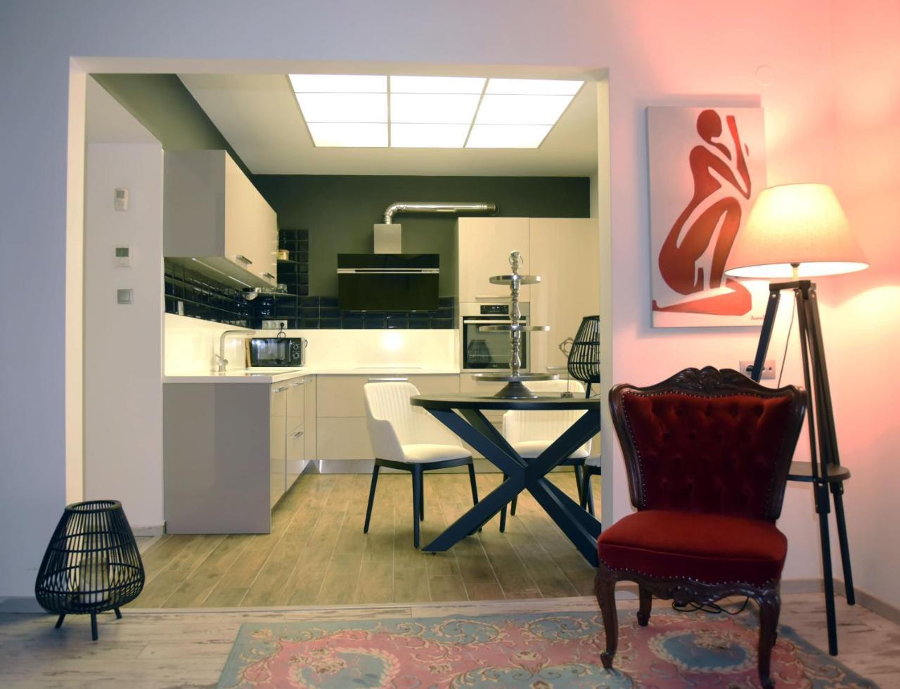 Luxury Suite in City Center 2