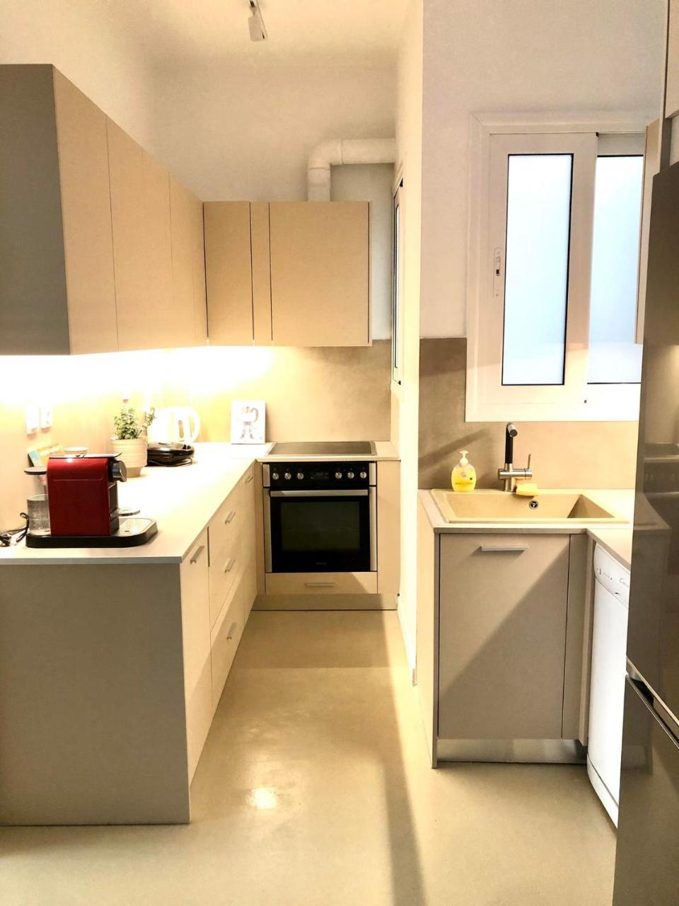 Bright Spacious Modern 3rd Flr City Oasis-Sleeps 5