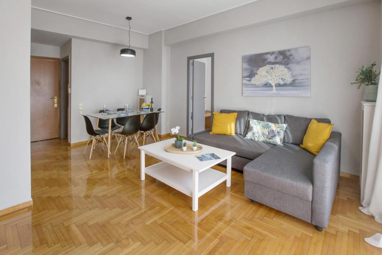 Cozy Apartment in Syntagma-Plaka by Ghh