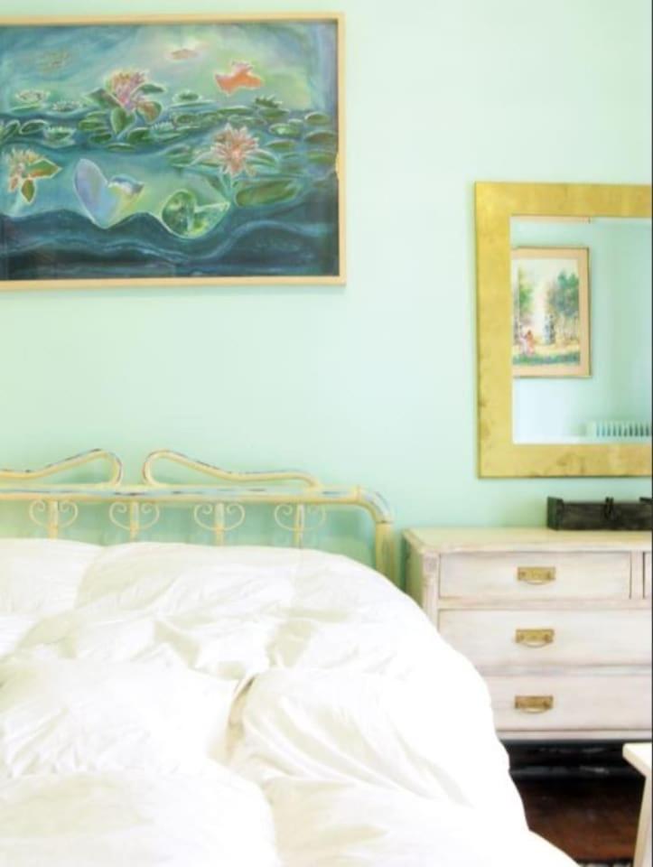 Central & Cosy Boutique Apt - 3 Min From Metro (Adults Only)