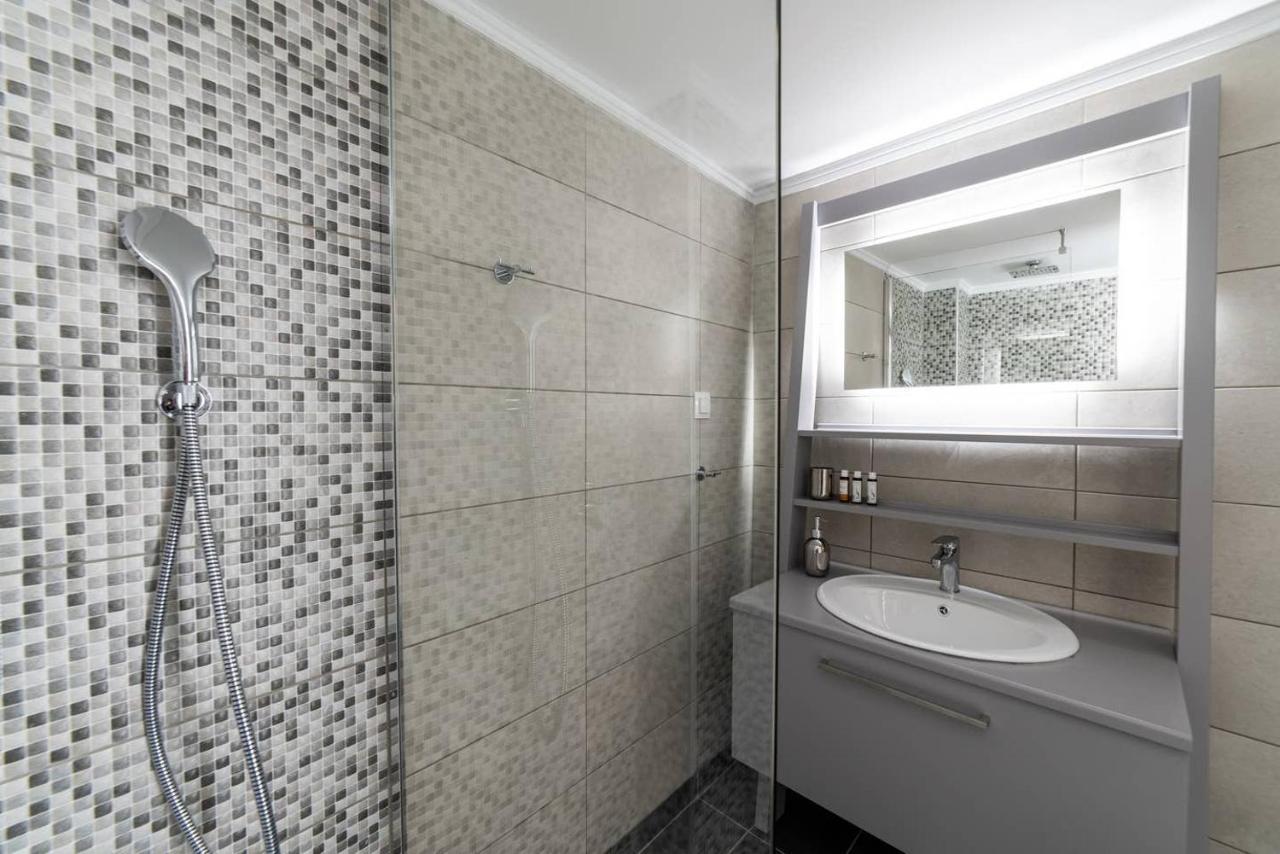 City Pulse Tsimiski Apartment 2
