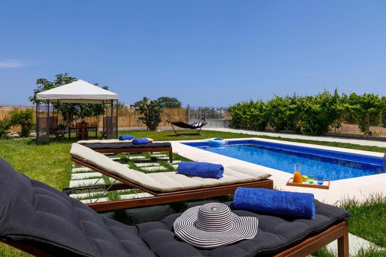 Summer Breeze Villa 1