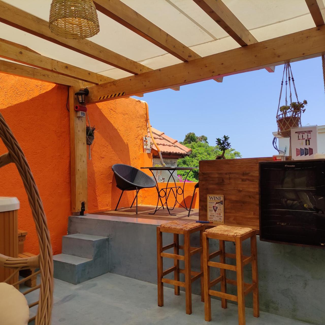 Casa de Mikel (Adults Only) 1