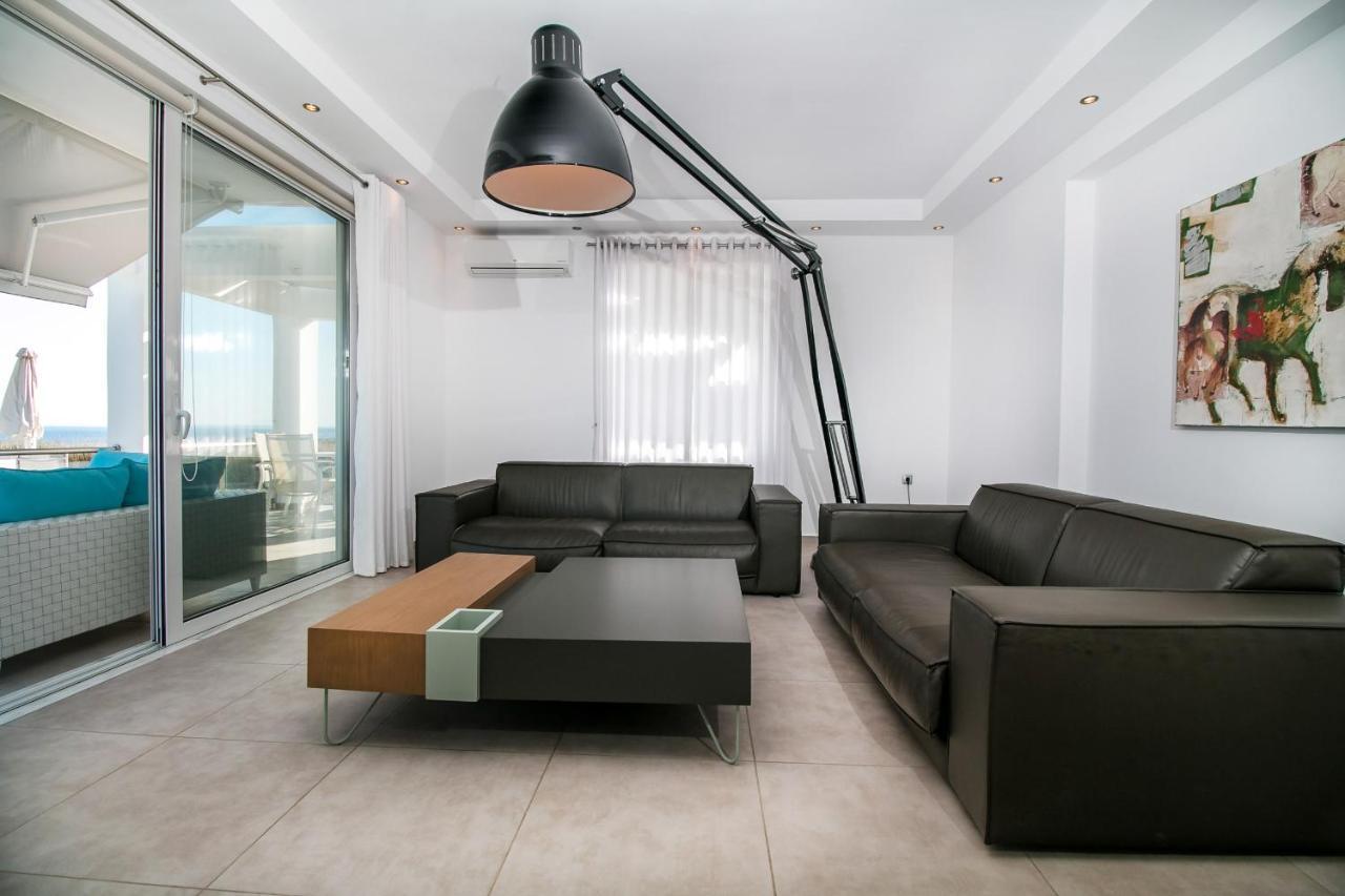 Villa White Lady 2