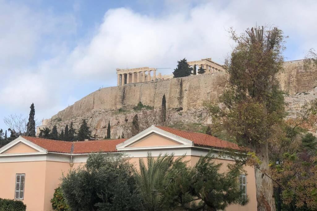 Acropolis View Huge Apartment – Centrally Located