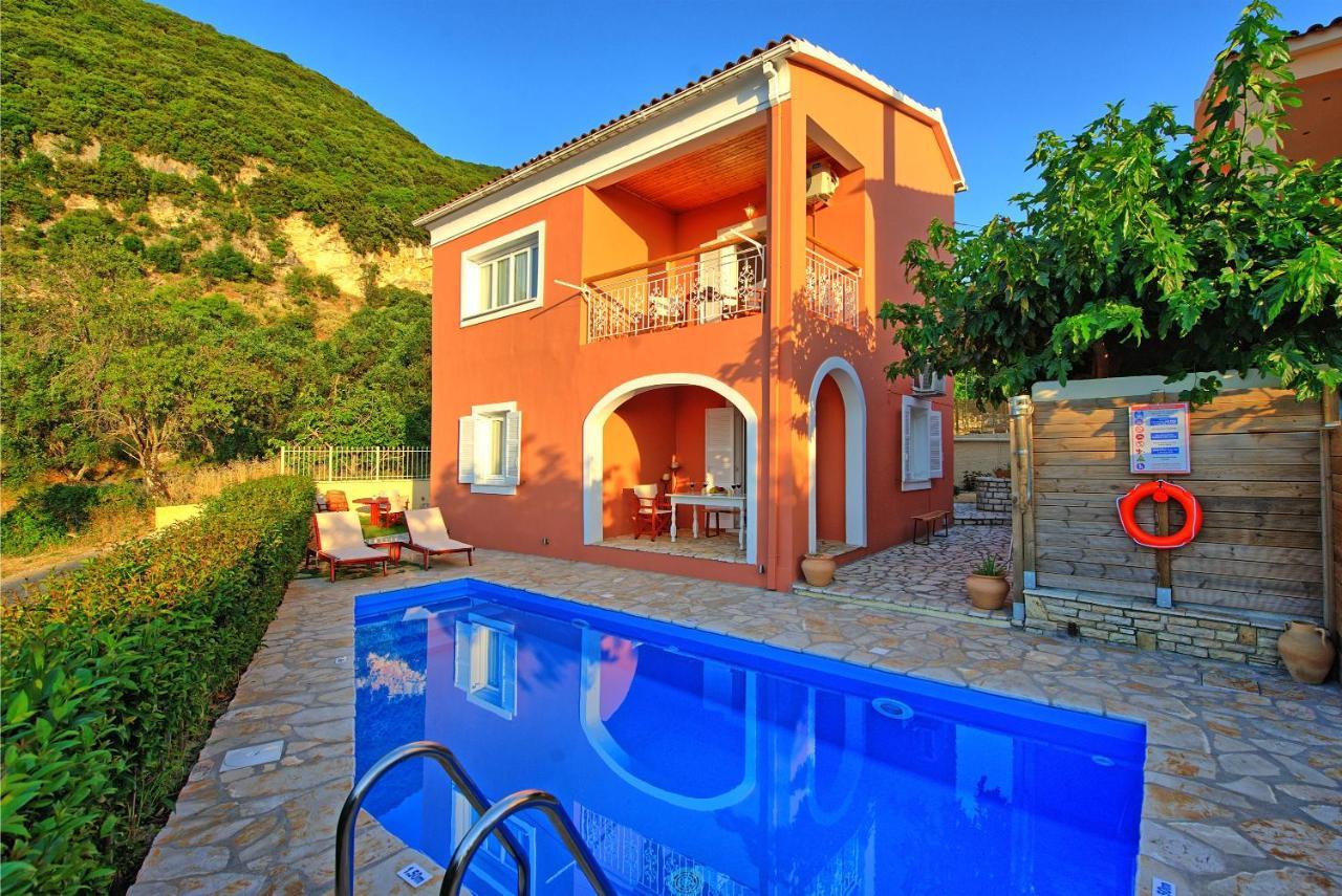 Villa Melodia by Posarellivillas