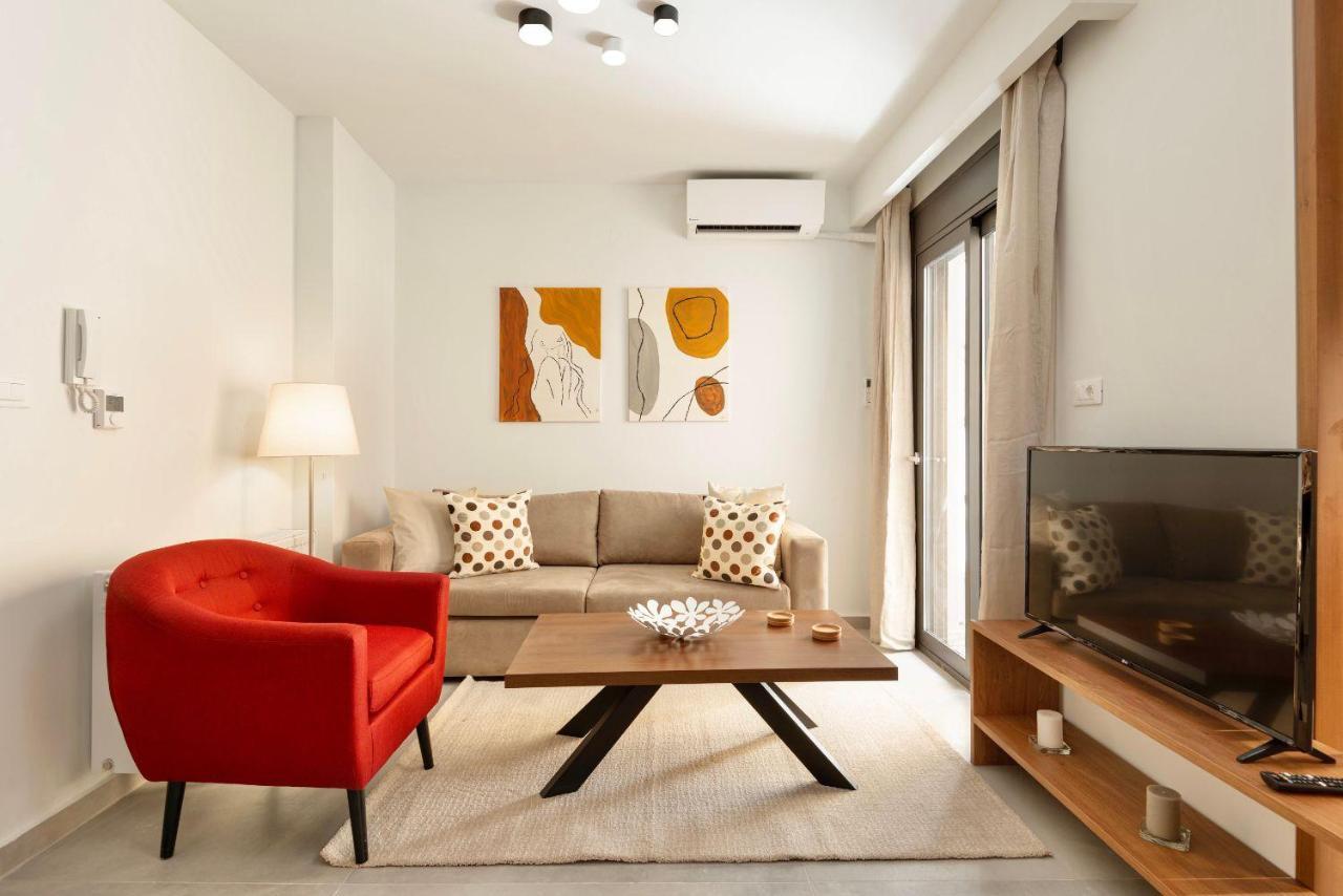#Heart And Soul Apts by Halu! Apartments