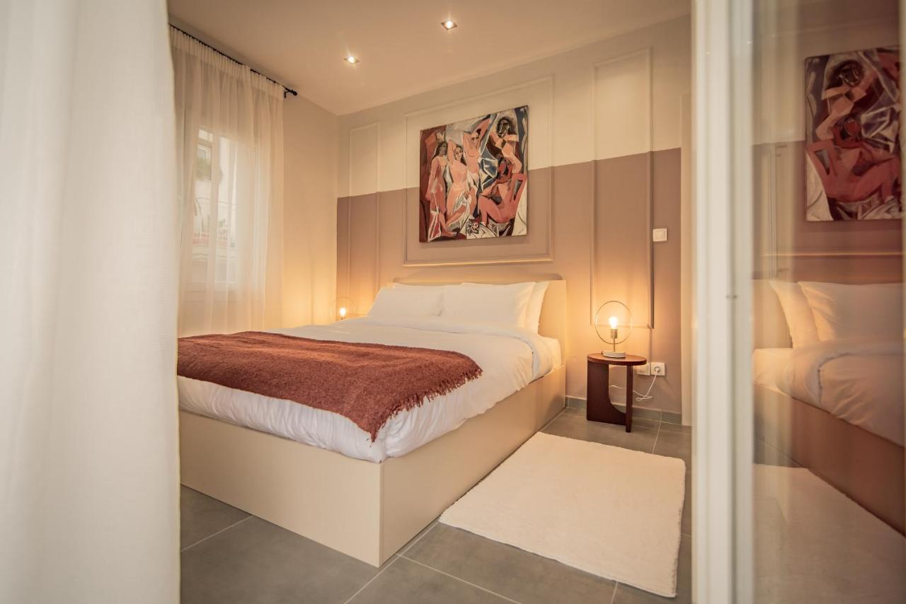 Apollo's Apartment on Radio City Midas Home 2