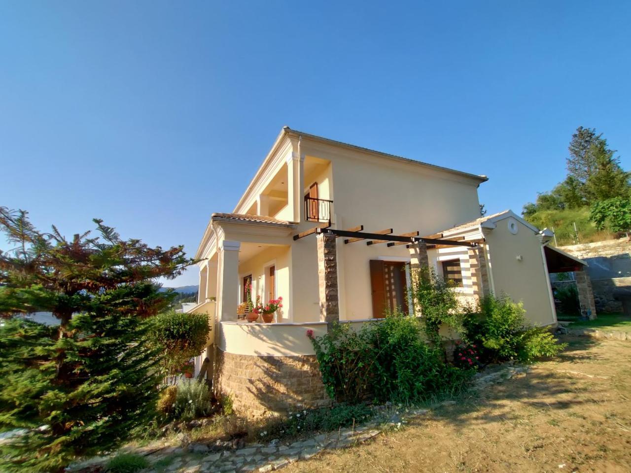 Villa Elm