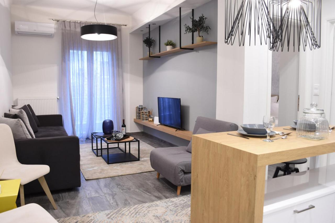 Alpinia N Lotus Apts. (Must) 1
