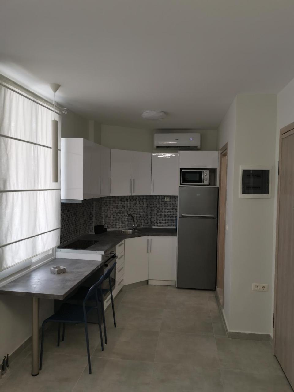Skg Central Deluxe Studios 2