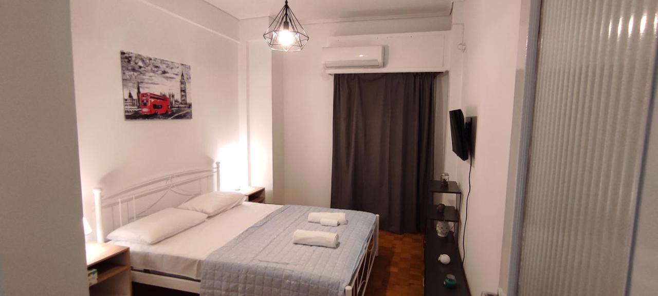 Athens Center Cozy Apartment Near Acropolis