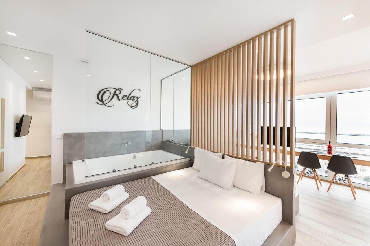Porto Sea View Apartments - Luxury Junior Suites 2