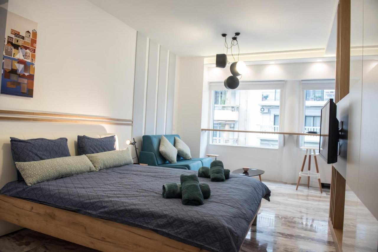 Leiland #Colony_White_Tower_Suite