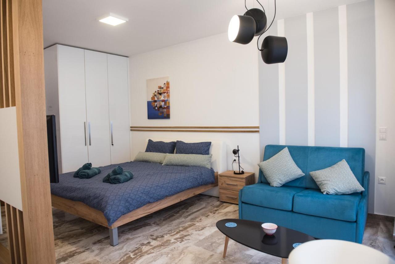 Leiland #Colony_White_Tower_Suite 2