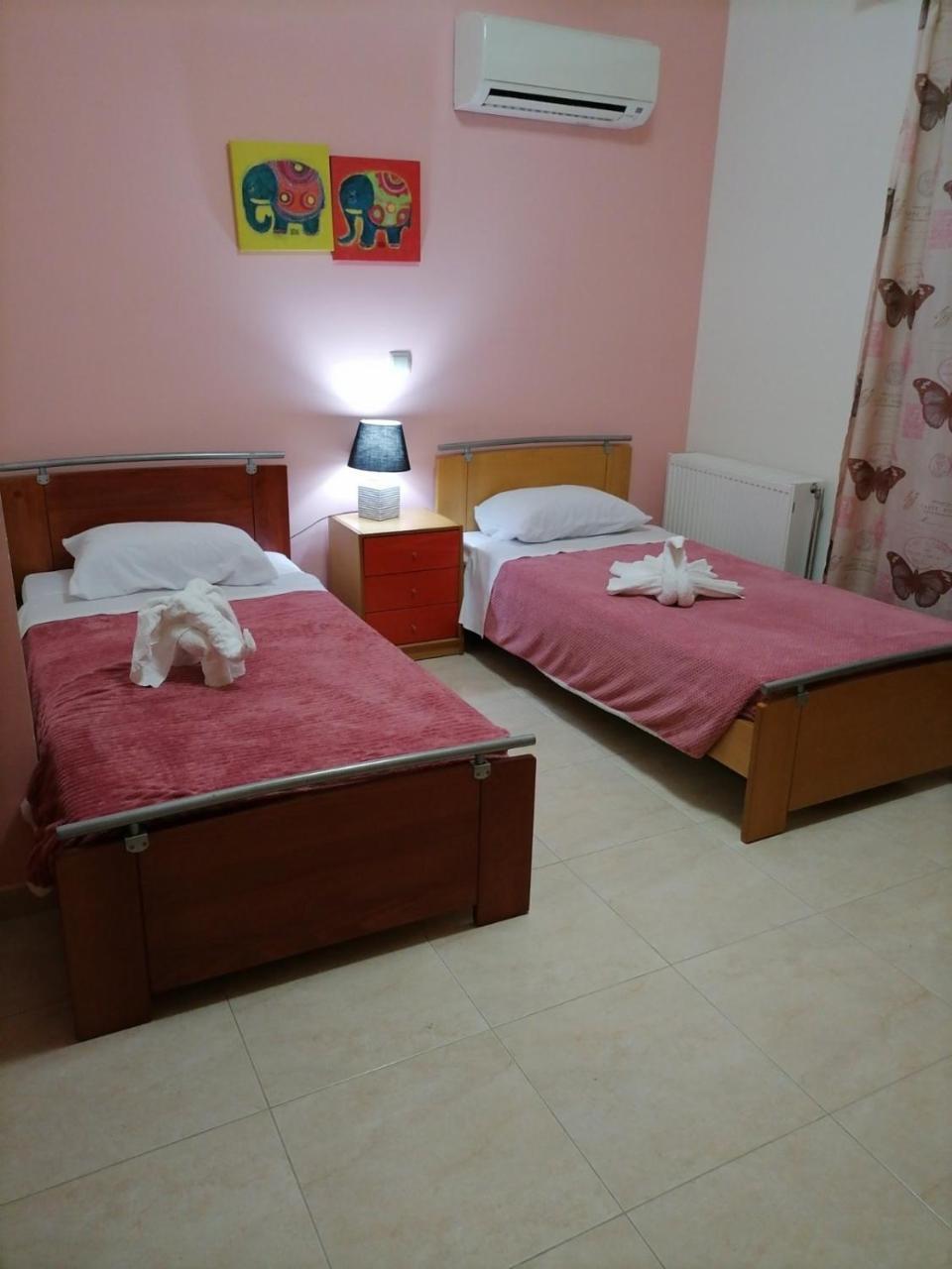 Marialenas House 1