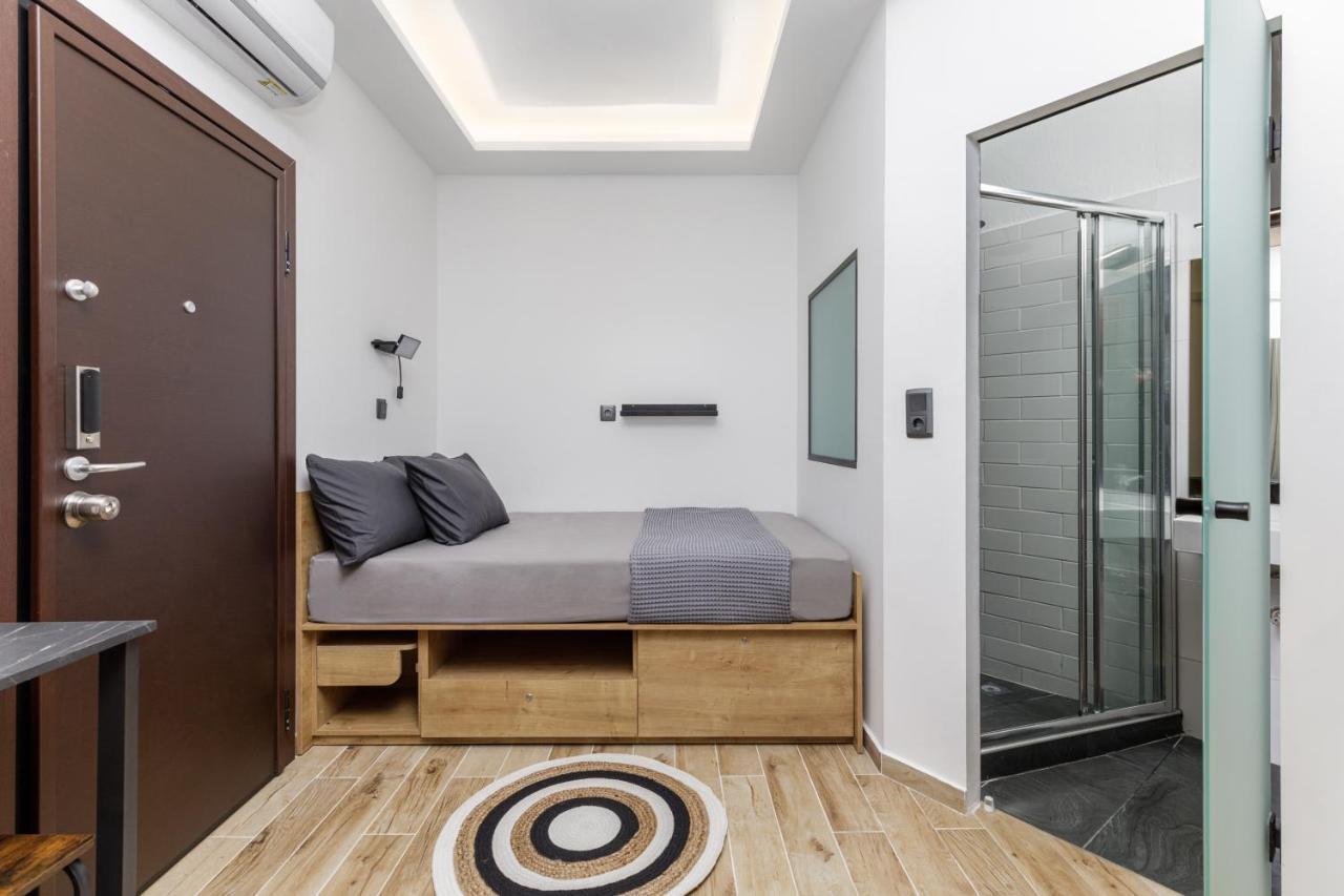 Stylish And Modern Studio - Miltos (Adults Only)