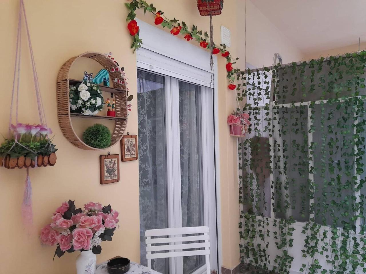 Sweet Home 1