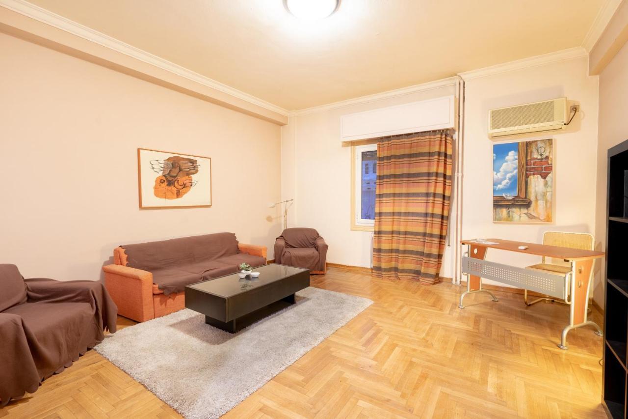 Victoria Metro St. 2 Bedrooms 4 Persons Apartment