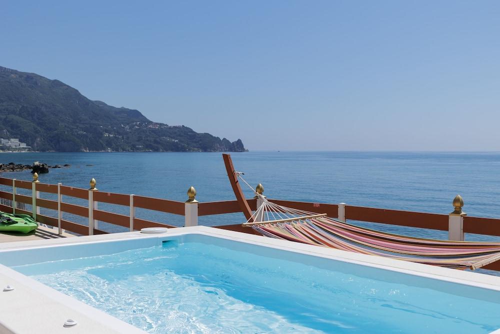 Villa Renata & Villa Filippos with Private Plunge Pool by Konnect