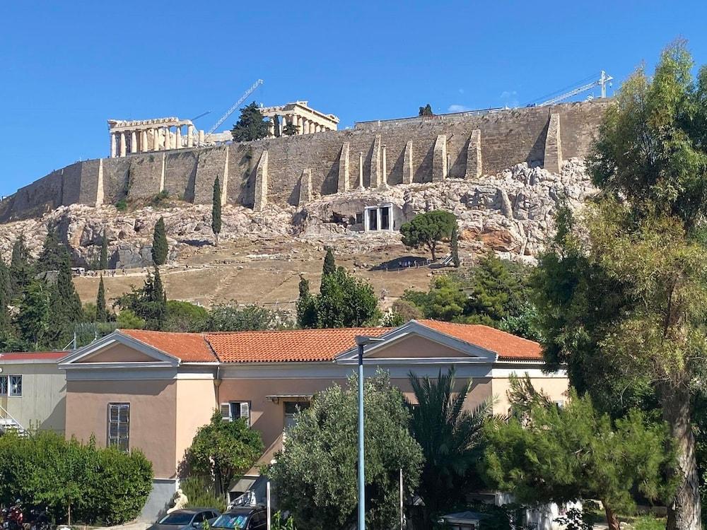 Check Point - Acropolis View a
