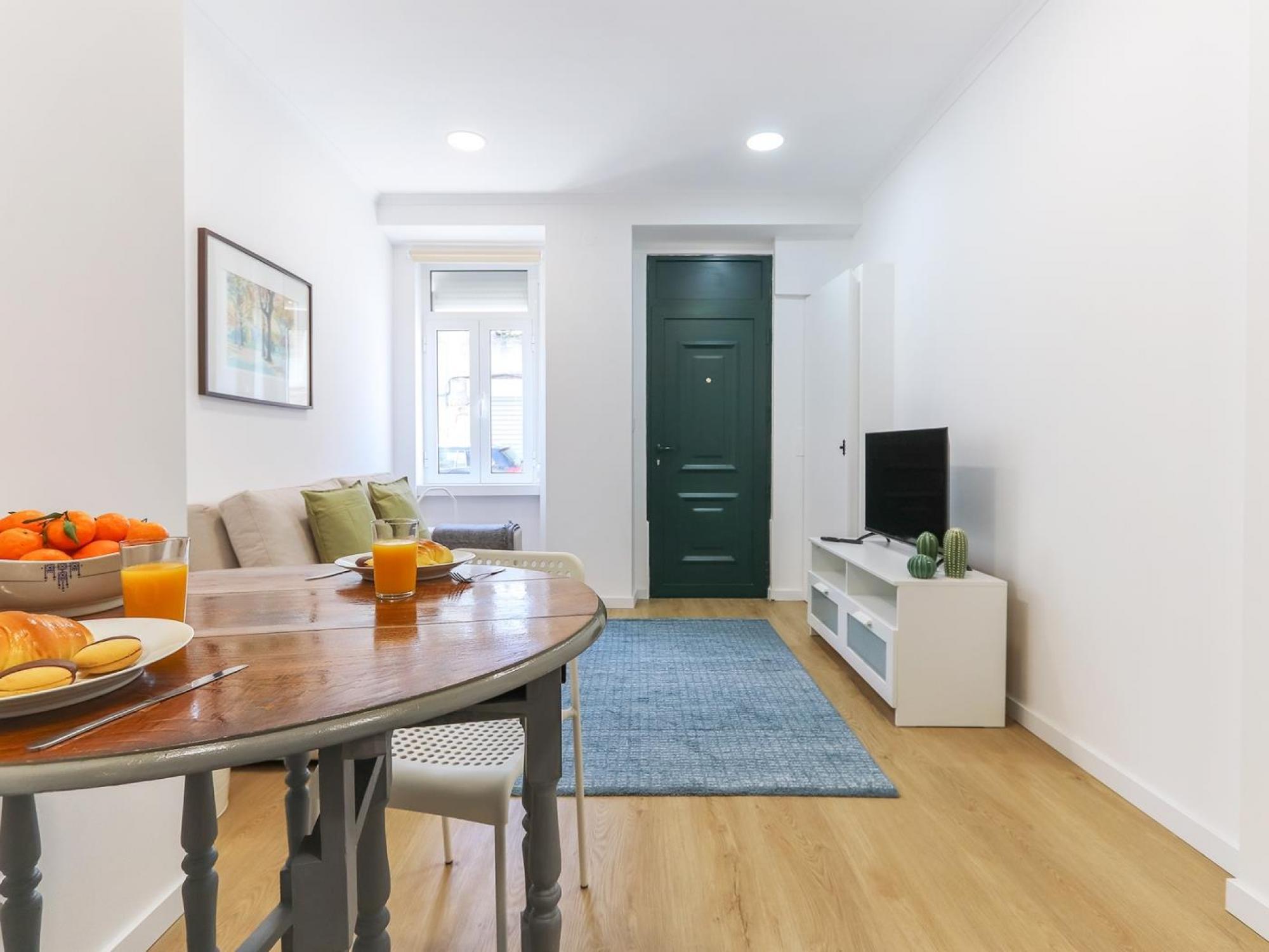 Vita Portucale | Stylish Apartment Campo Ourique 2