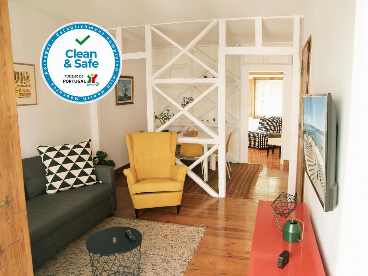 Typical Portuguese Apartment in Sao Bento