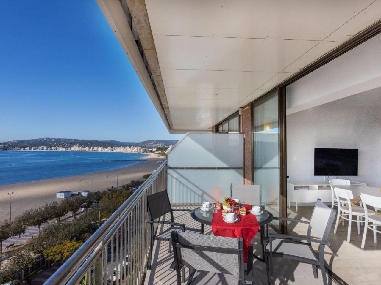 Apartment Jaume II by Interhome
