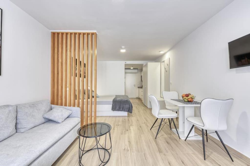 Studios Manhattan