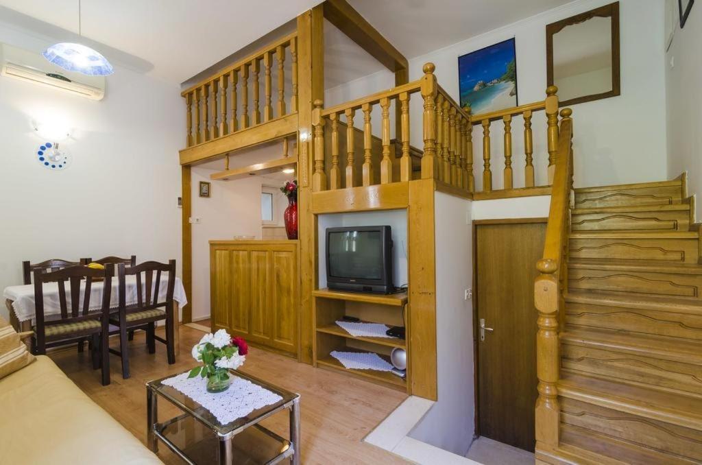 Apartment Ramo