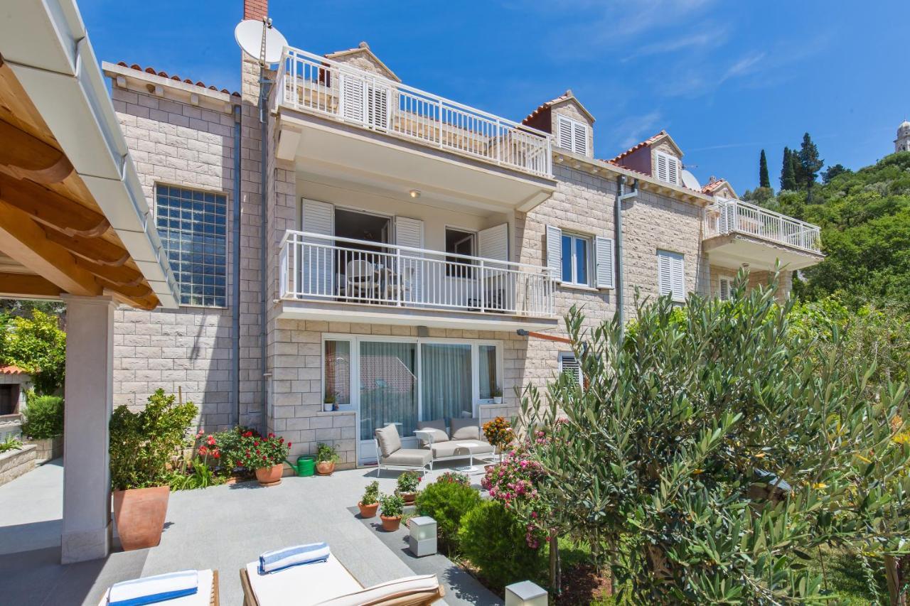 Villa Ana 1