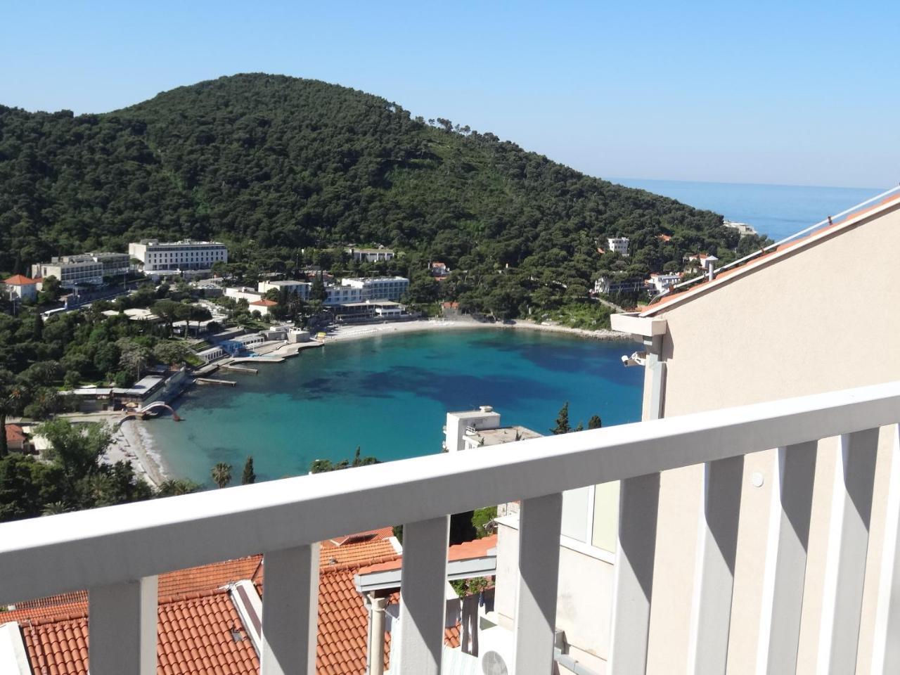 Apartments Roko 2