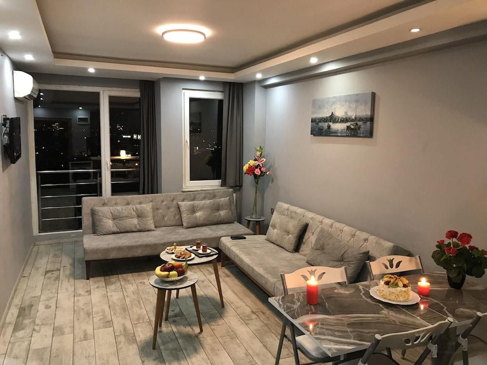 Royalstar Taksim Family Suites