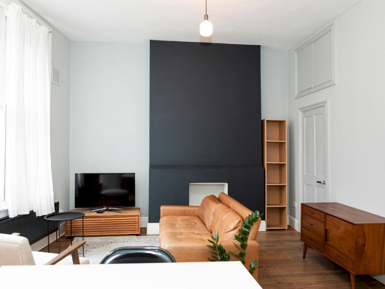 Pass the Keys Modern Apartment in Trendy Brixton 2