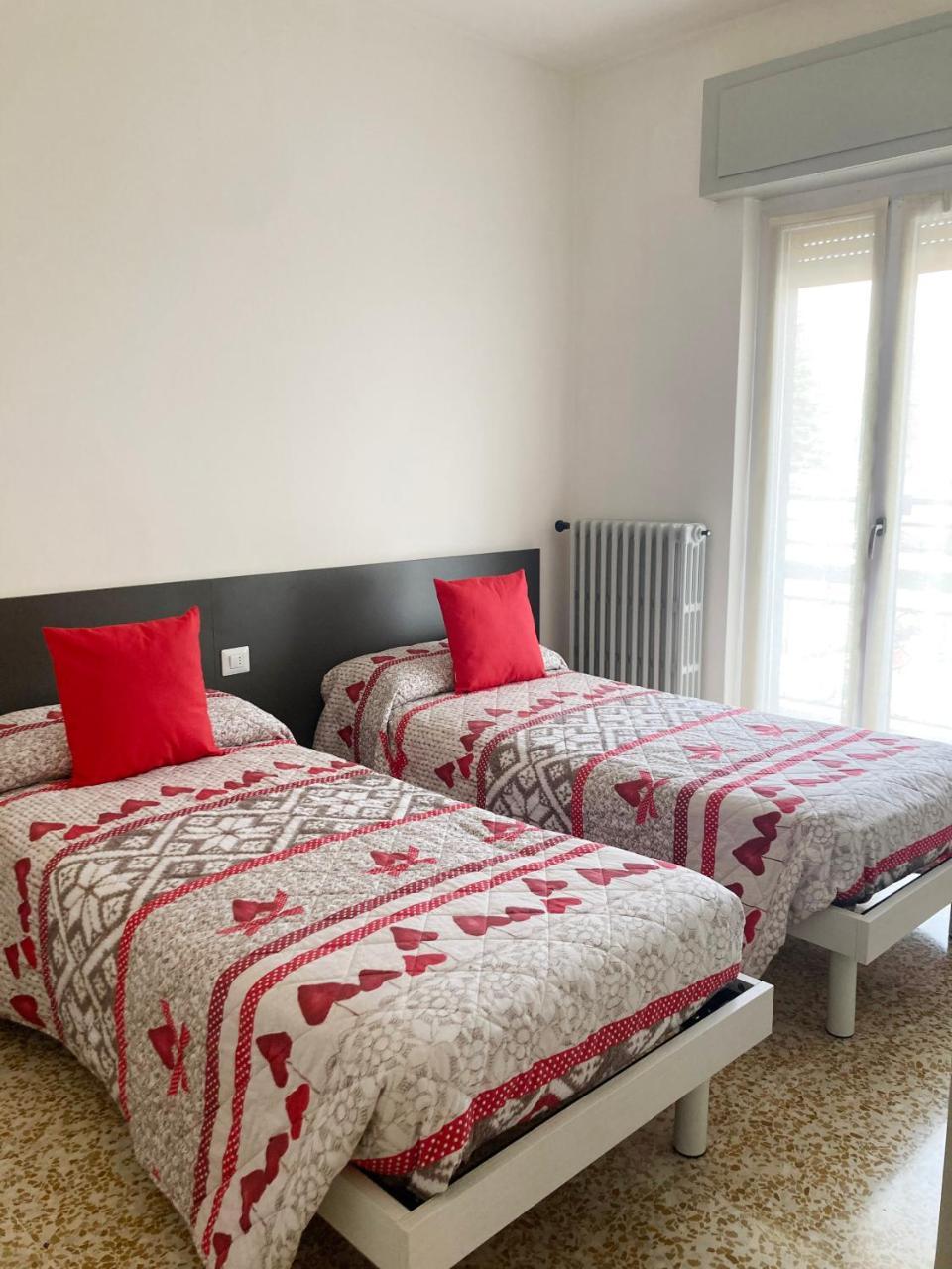 Central Large Cozy Mountain View Apartment Near Trekking Paths 2