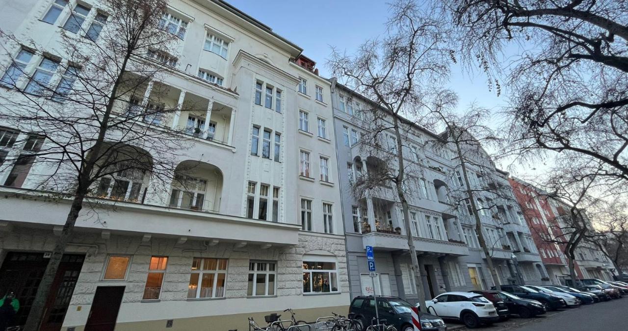 Central, Charming Studio for Up To 3 People in Historic Building