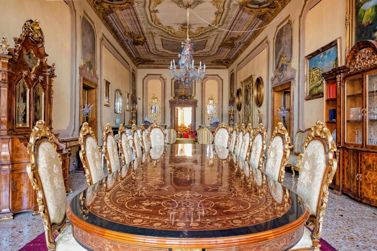 Palazzo Ca' Bernardo by Francesco Molon 1