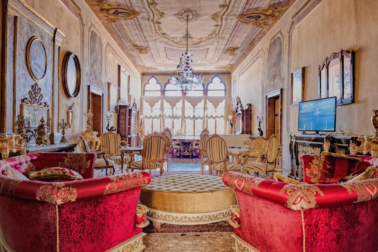Palazzo Ca' Bernardo by Francesco Molon 2