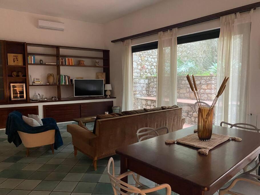 Gorgeous Apt in Taormina City Center + Free Parking